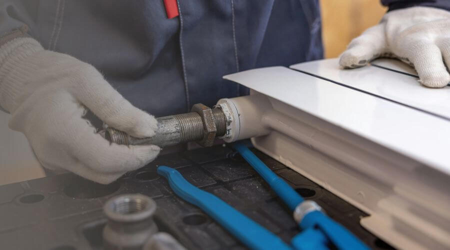 Expert burst pipe repair services in Box Springs, GA